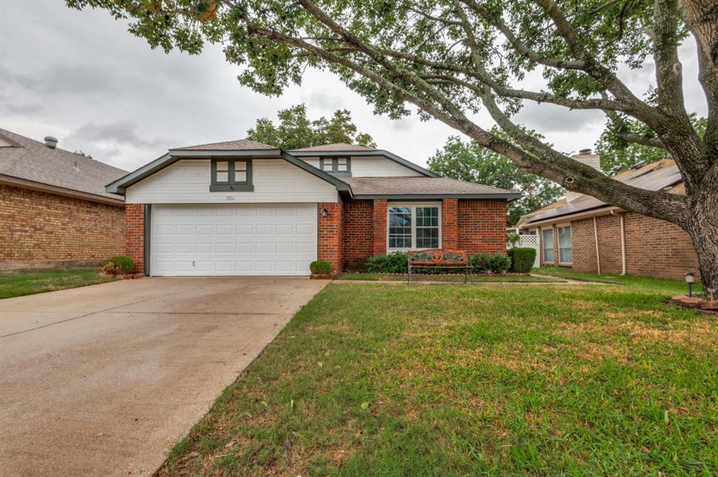 5814 Fox Hunt Drive Property Photo 1