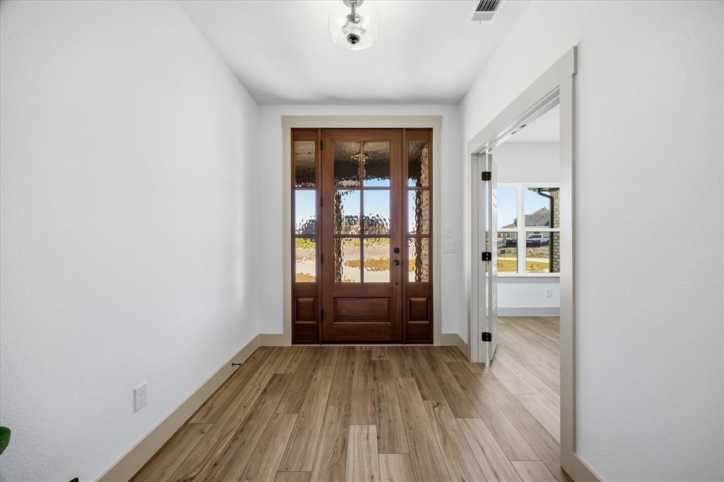 5431 Sunset Drive Property Photo 4