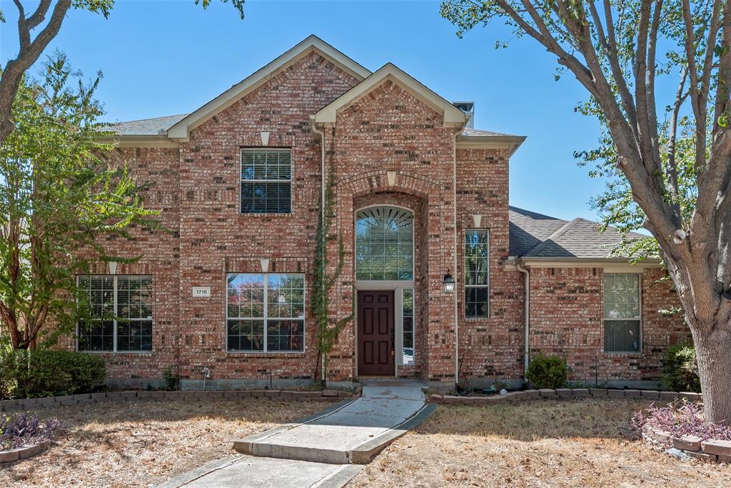 1716 Clarke Springs Drive Property Photo 1