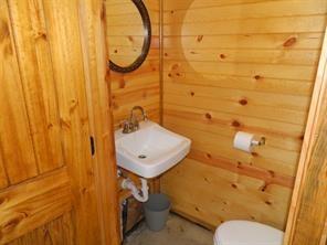 195 E Austin Street Property Photo 8