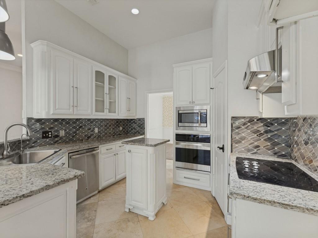 8428 Havenwood Drive Property Photo 15