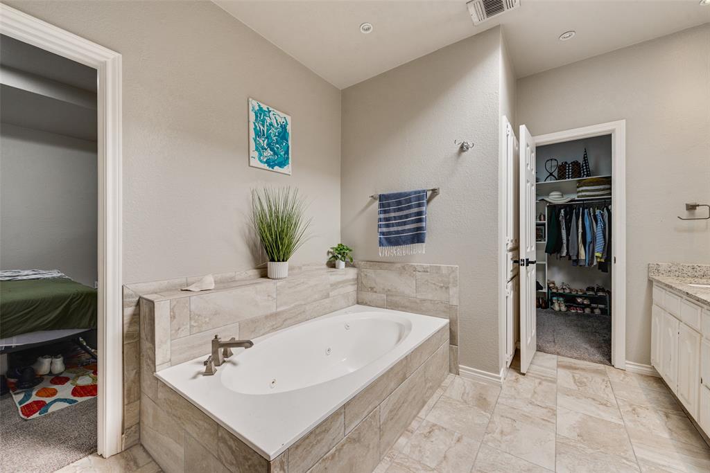 2228 Lorraine Drive Property Photo 19