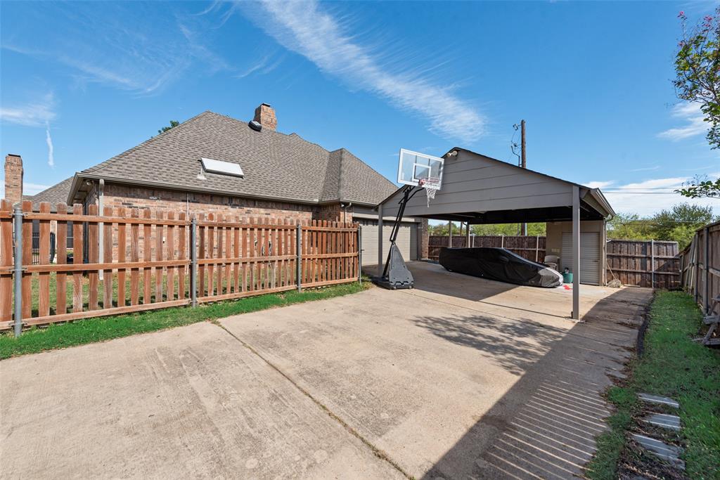 2228 Lorraine Drive Property Photo 32