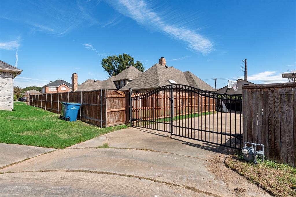 2228 Lorraine Drive Property Photo 33