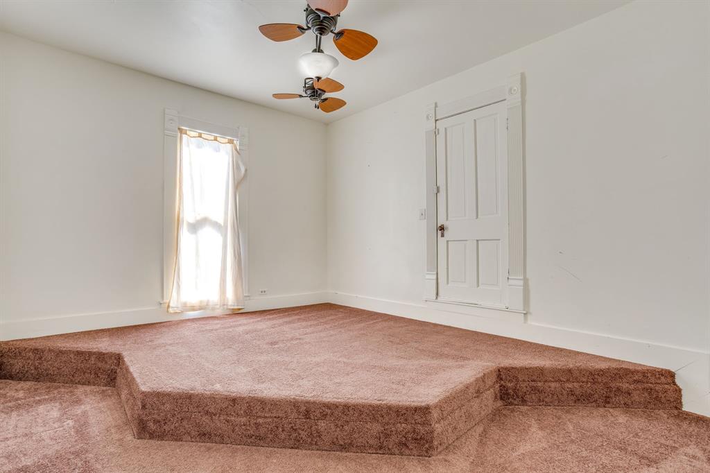 201 N Anglin Street Property Photo 31