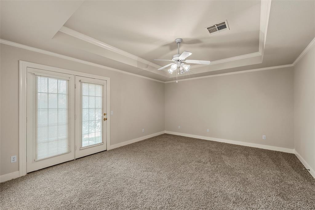 201 Pecan Village Circle Property Photo 10