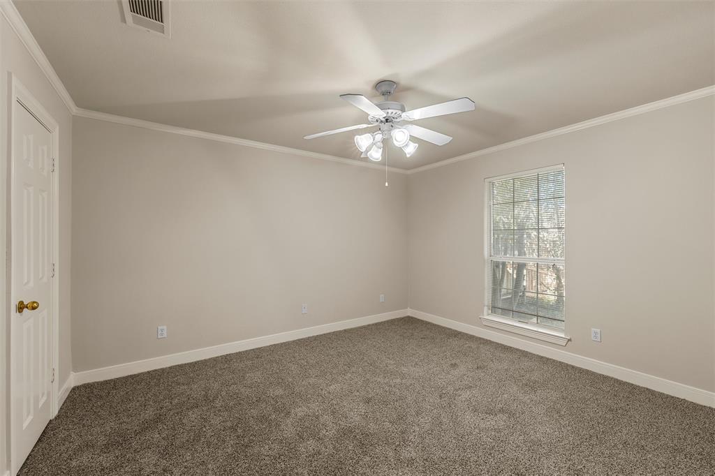 201 Pecan Village Circle Property Photo 12