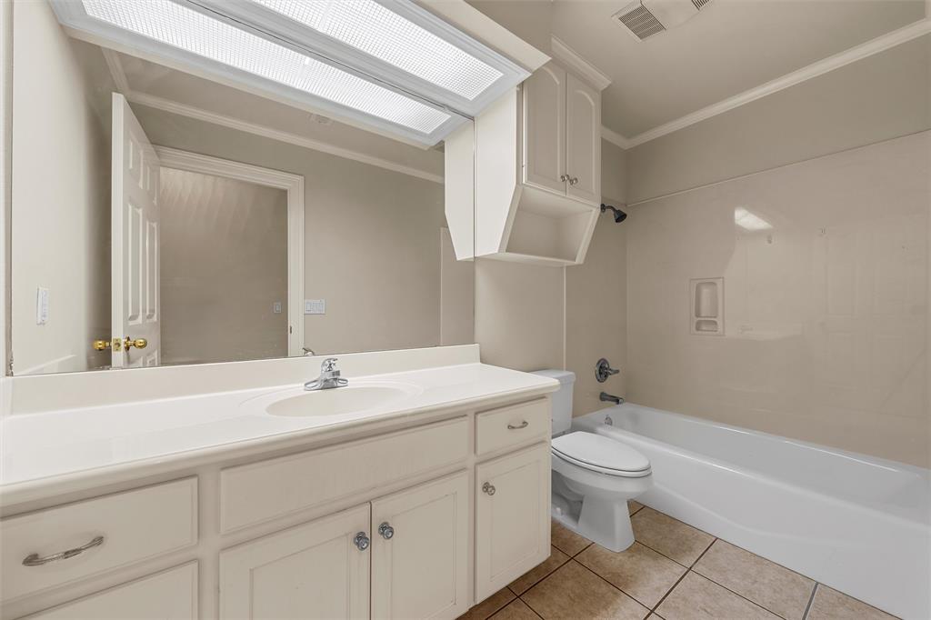 201 Pecan Village Circle Property Photo 14