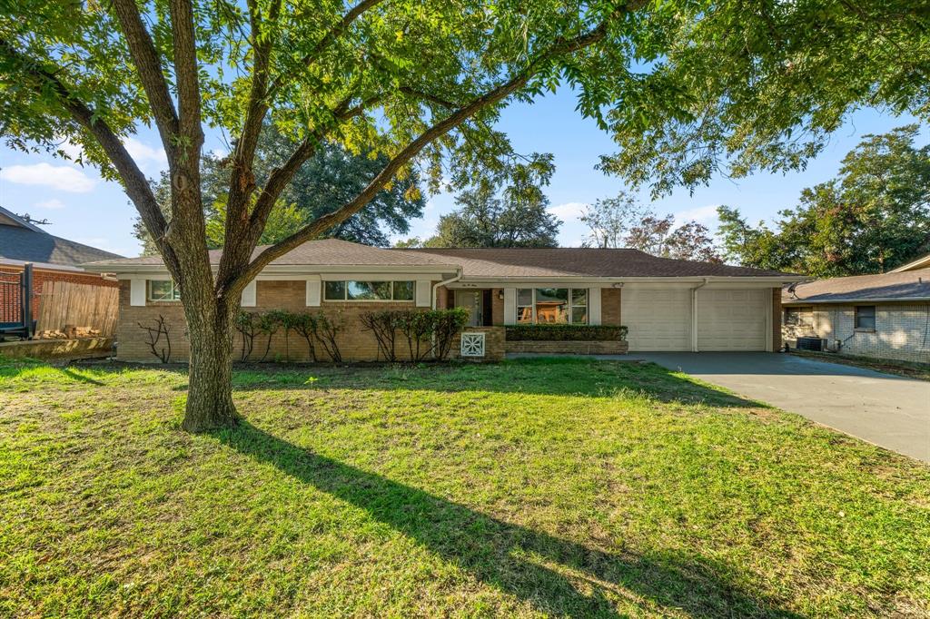 209 Cotillion Road Property Photo 1