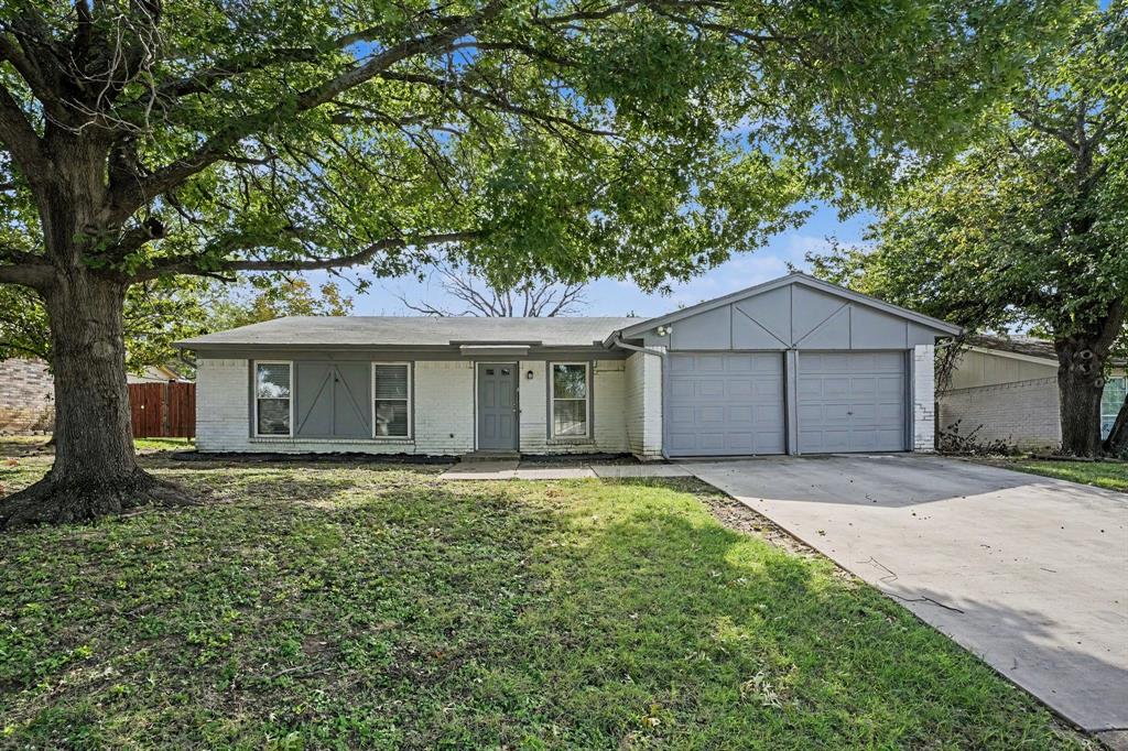 700 Prairie View Drive Property Photo 1