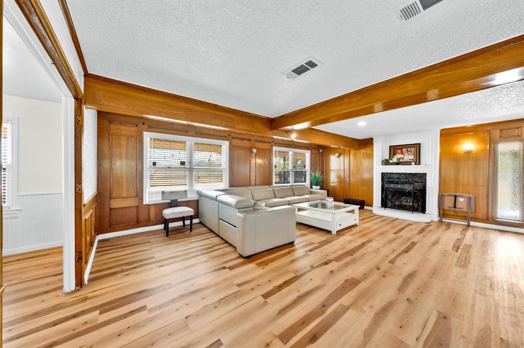 7909 Fm 2757 Property Photo 21