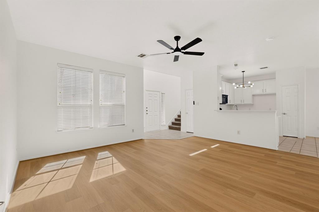 9325 Masse Court Property Photo 6