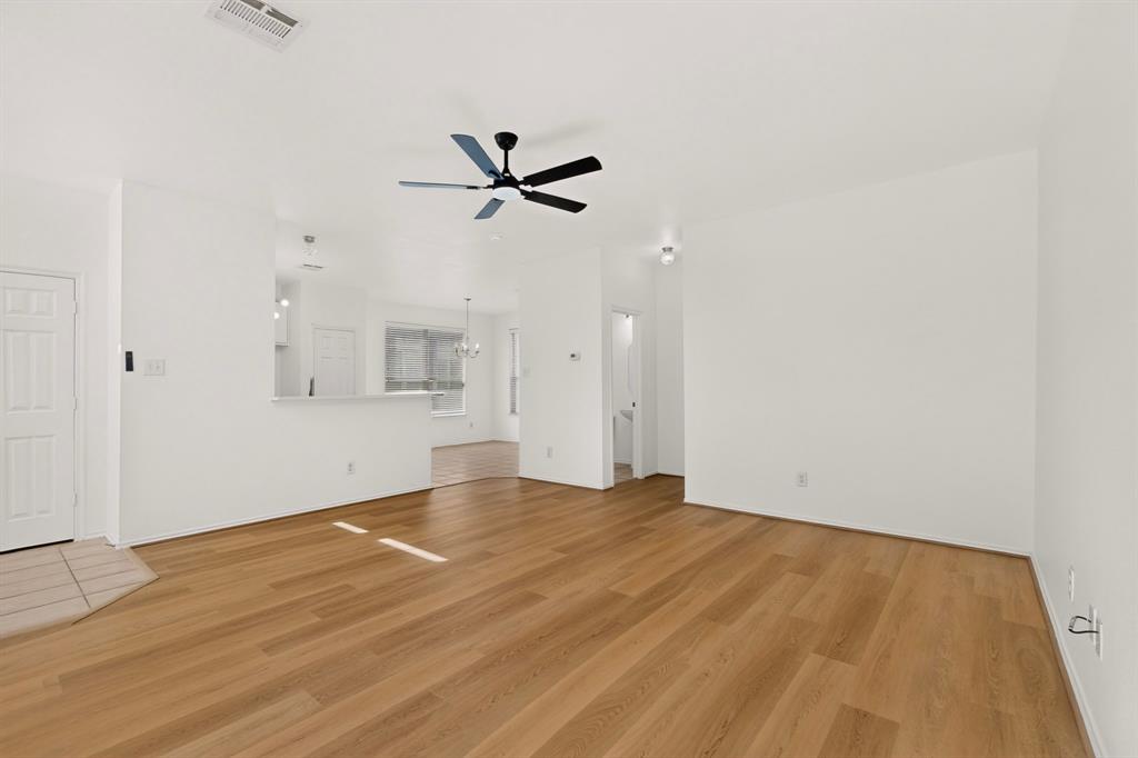 9325 Masse Court Property Photo 8
