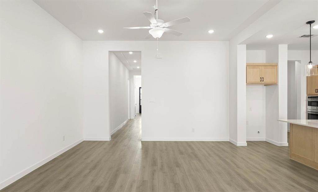 1219 Stone Cliff Drive Property Photo 8
