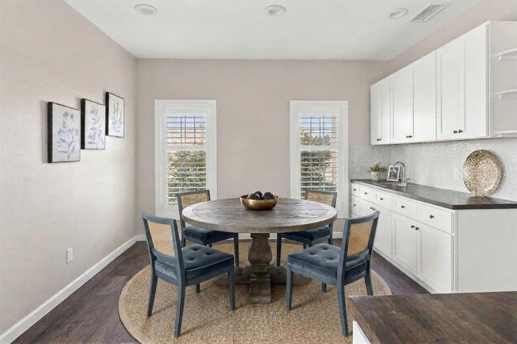 15 Brookhollow Circle Property Photo 14
