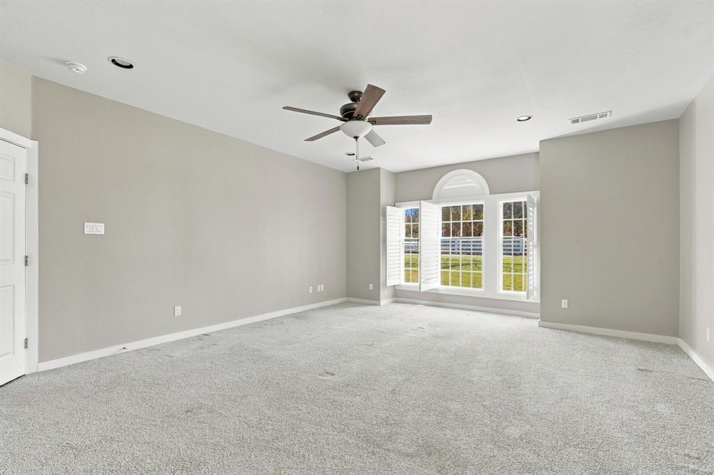 15 Brookhollow Circle Property Photo 16