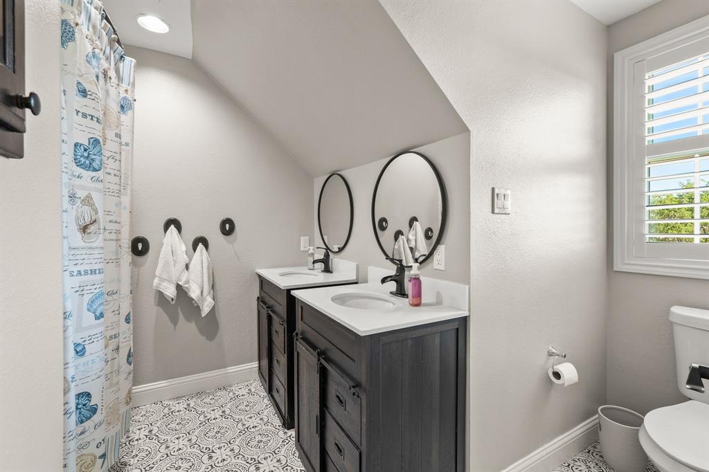 15 Brookhollow Circle Property Photo 27