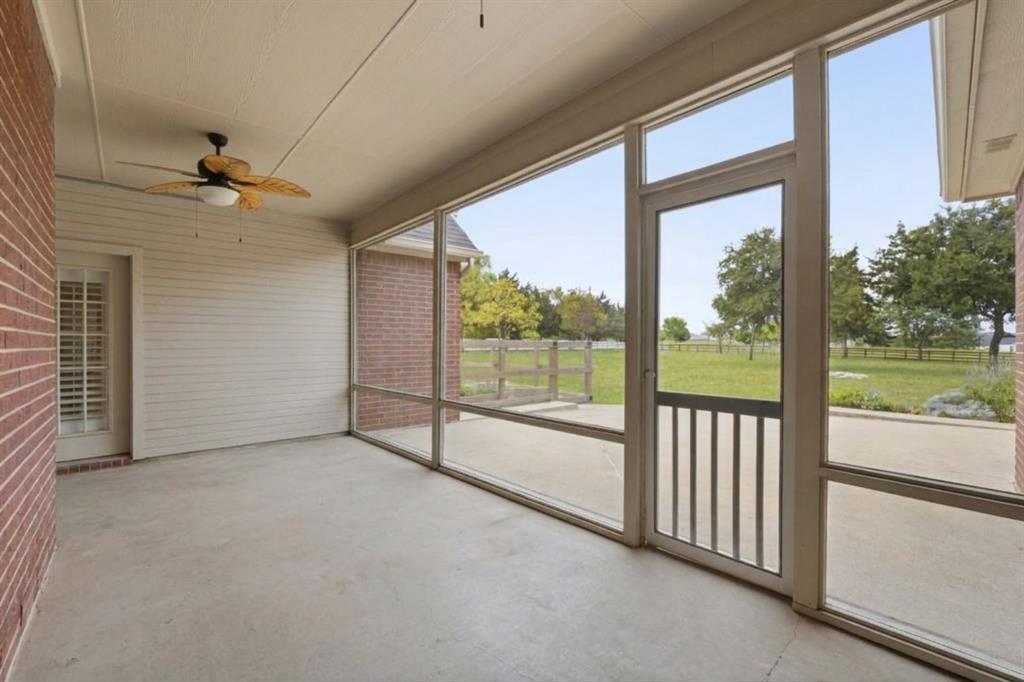 15 Brookhollow Circle Property Photo 30