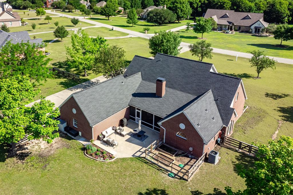 15 Brookhollow Circle Property Photo 32