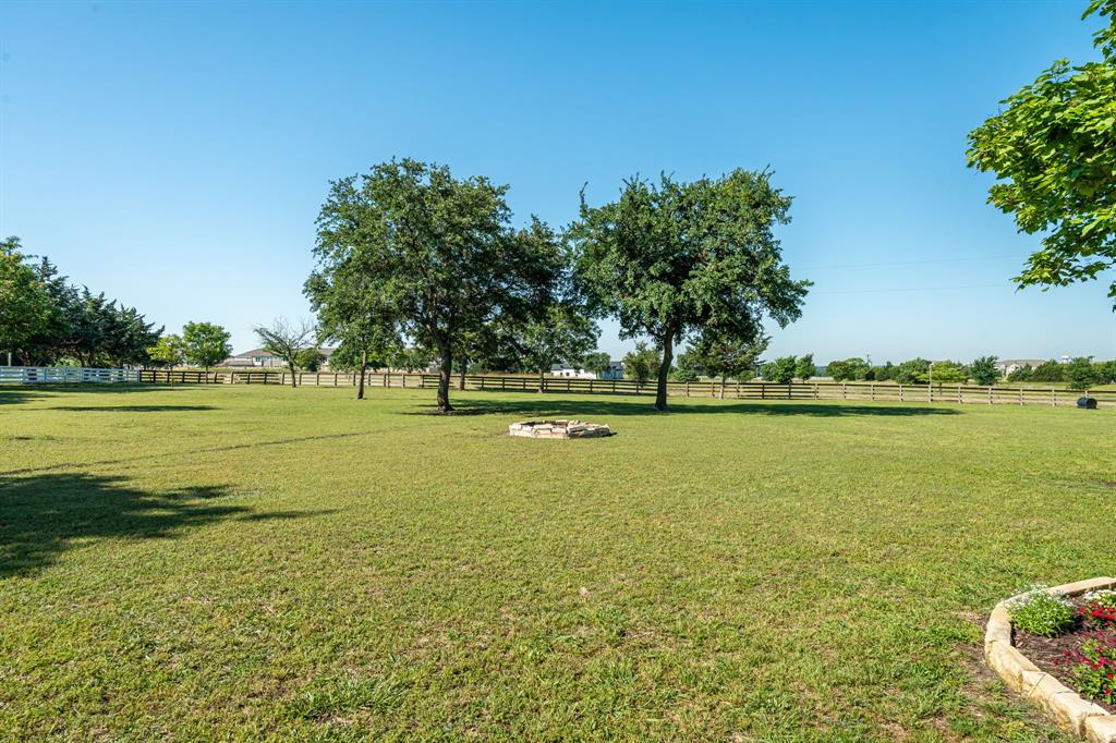 15 Brookhollow Circle Property Photo 33