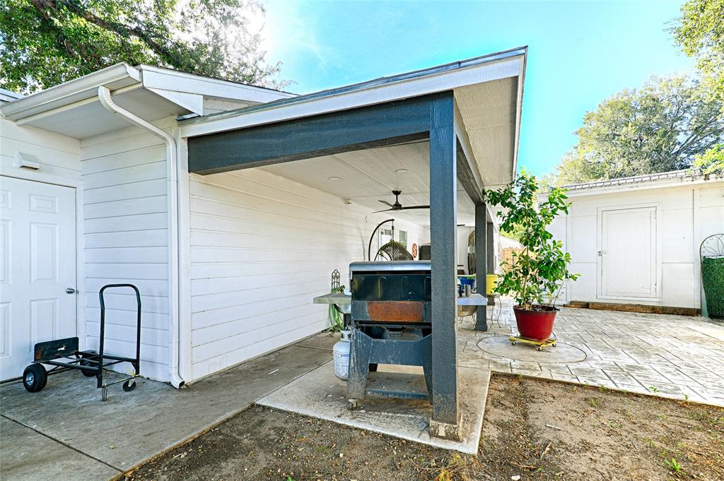 405 Vicki Street Property Photo 27