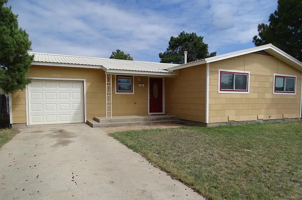 4424 Redbud Avenue Property Photo 1