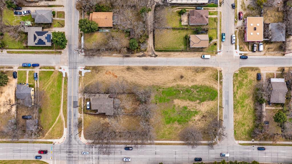 3302 Hamilton Avenue Property Photo 2