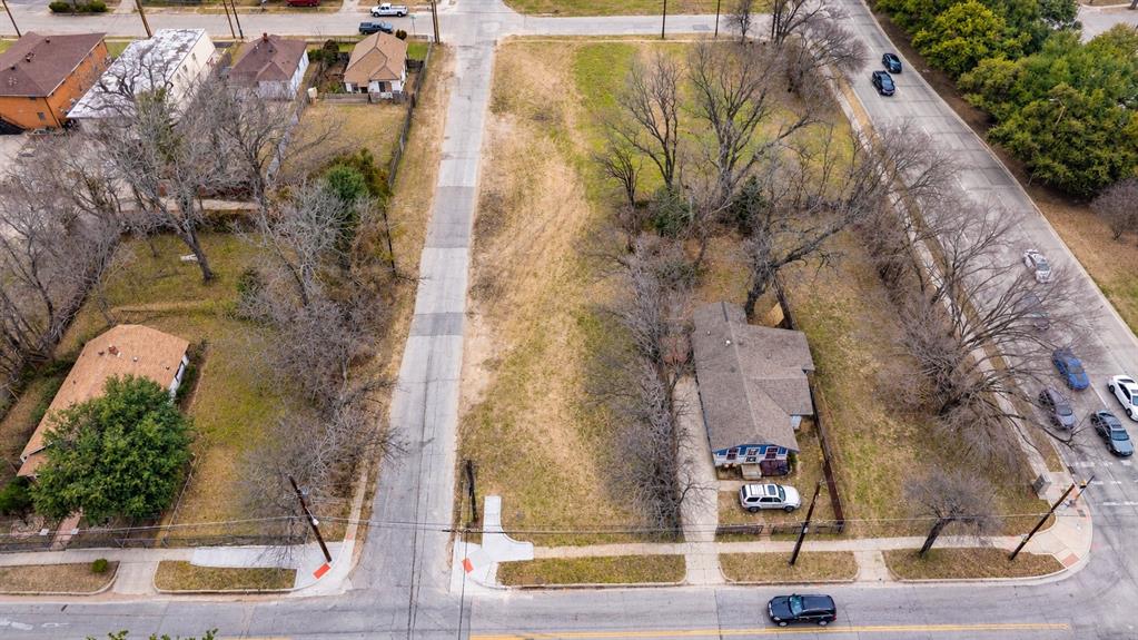 3302 Hamilton Avenue Property Photo 3