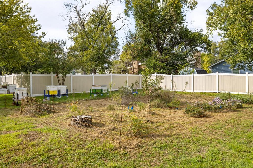 418 W Water Street Property Photo 29