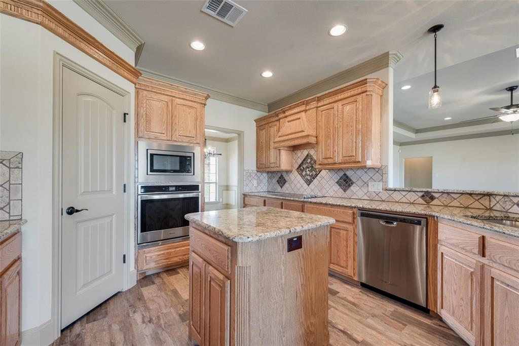 2921 W Alamosa Drive Property Photo 8