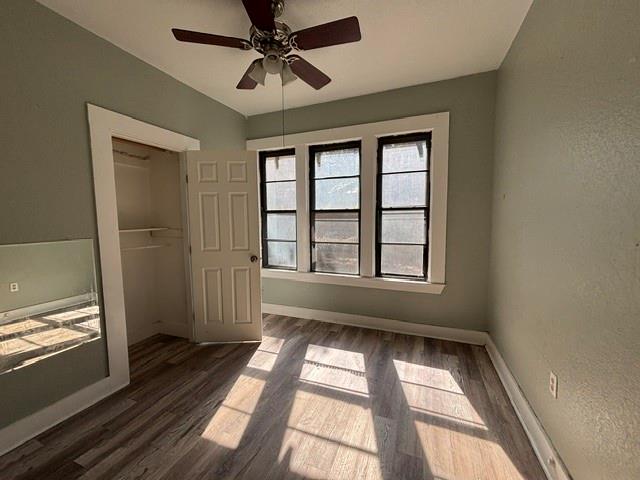1300 N Oak Avenue Property Photo 16