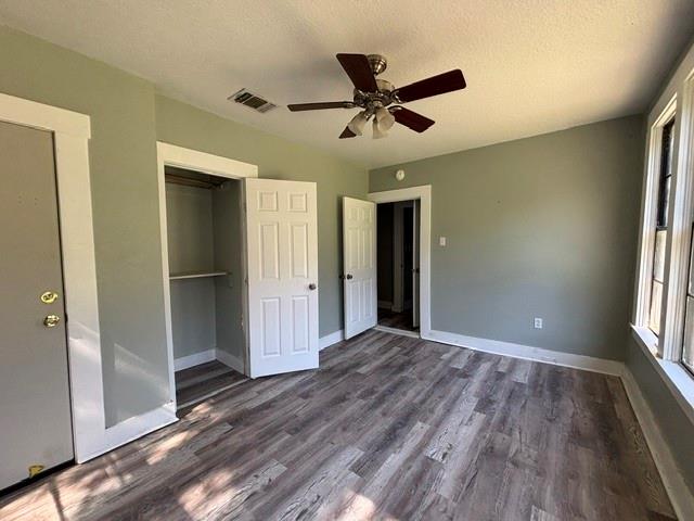 1300 N Oak Avenue Property Photo 20