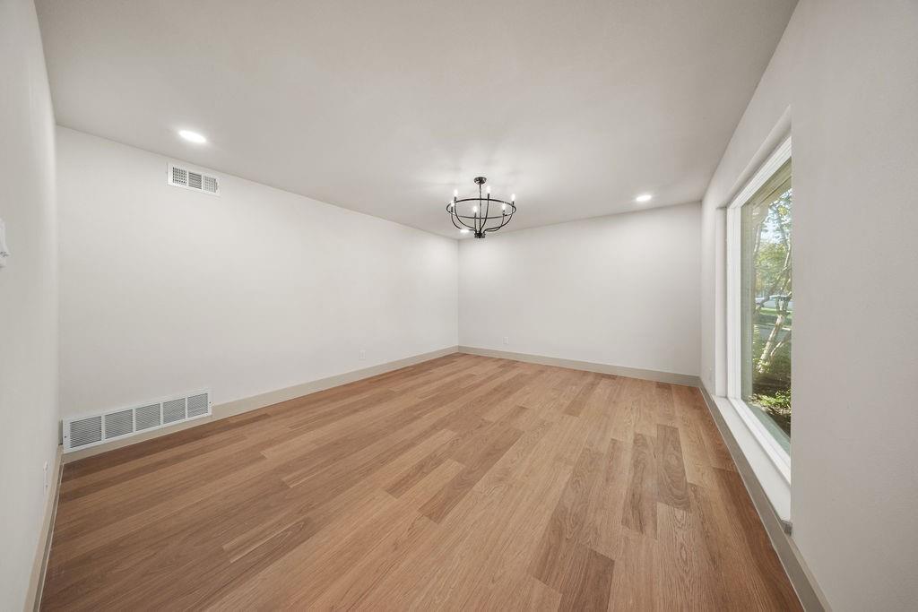 5401 Westhaven Drive Property Photo 10