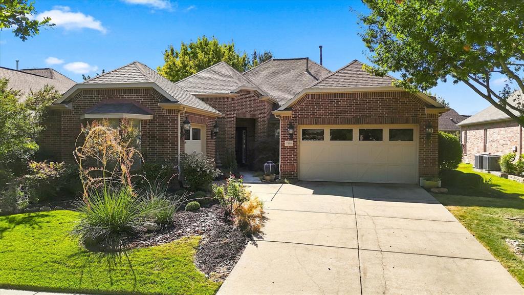 7165 Bay Hill Drive Property Photo 1