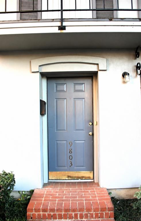 9803 Park Lane Place Property Photo 1