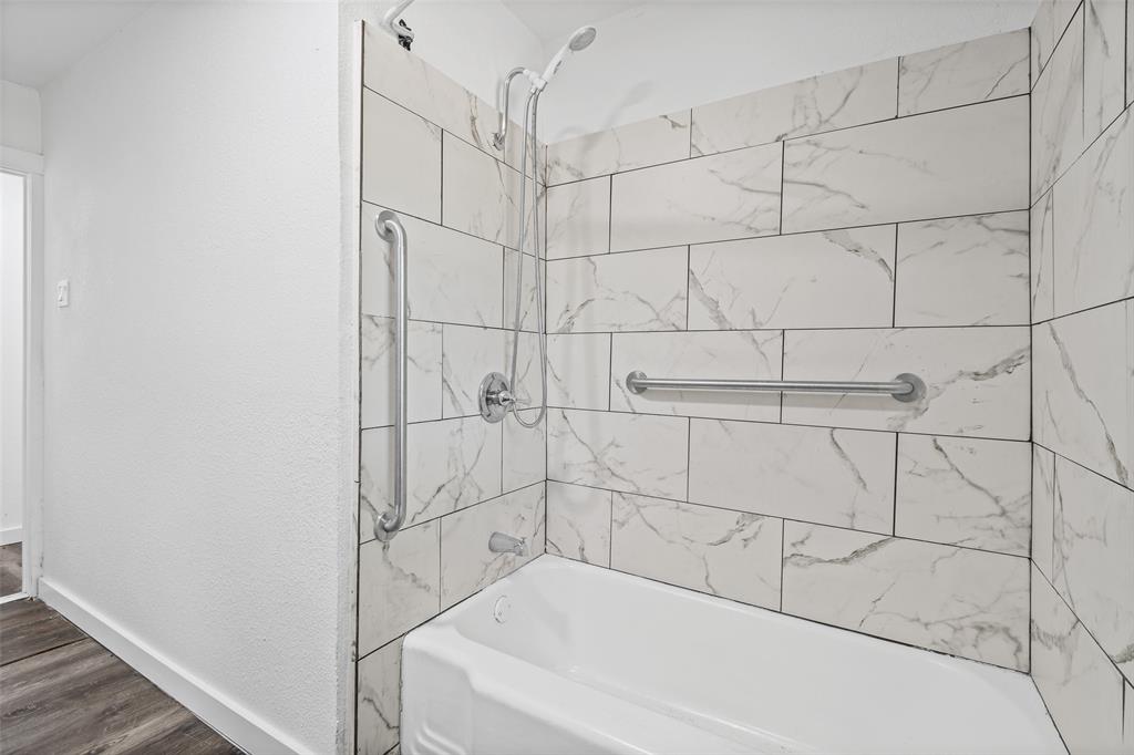 2515 Yeager Street Property Photo 1