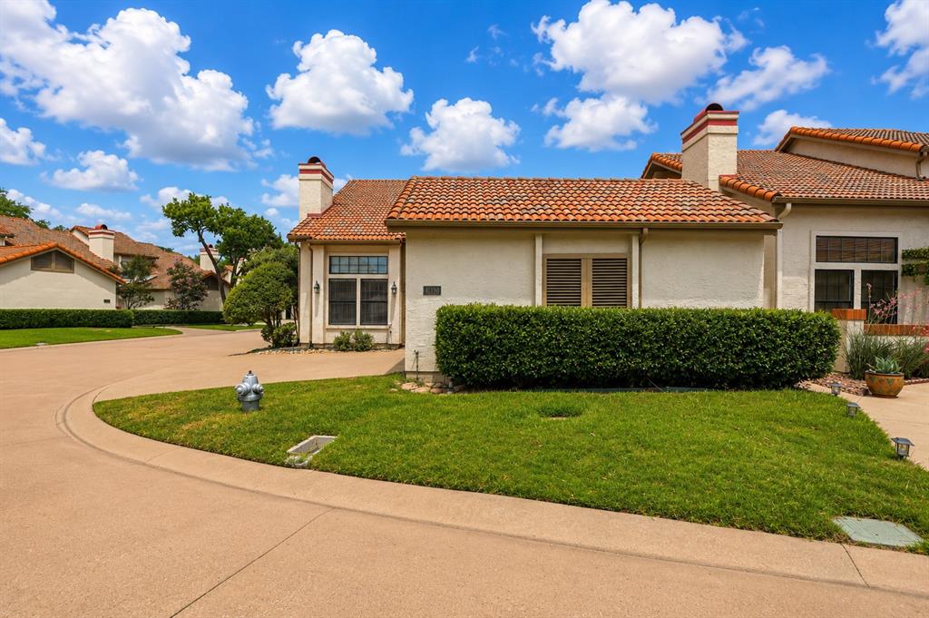 608 Fiesta Circle Property Photo 3