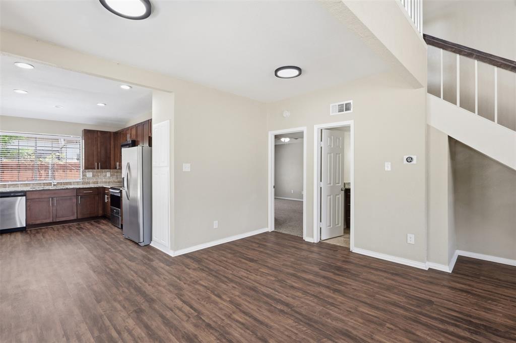 608 Fiesta Circle Property Photo 10