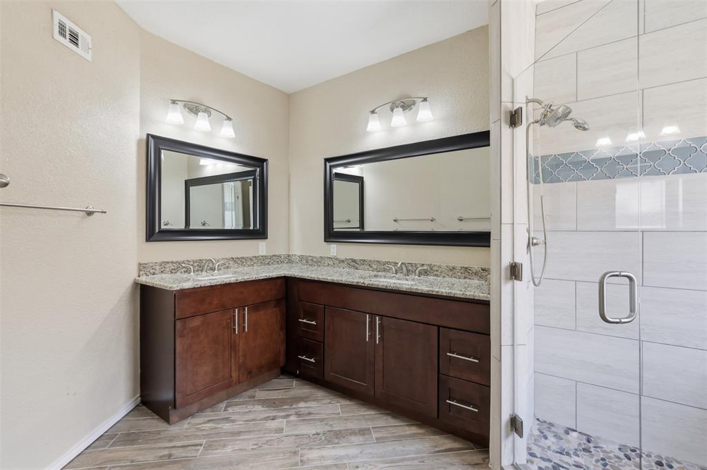 608 Fiesta Circle Property Photo 14
