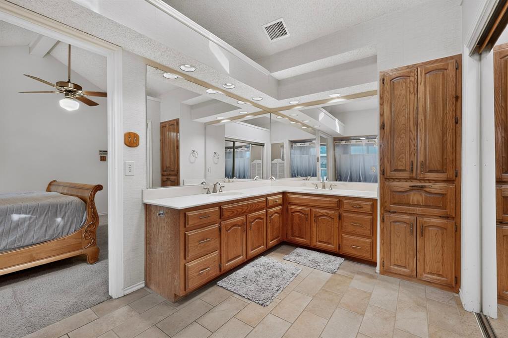 2016 Robin Hill Lane Property Photo 31