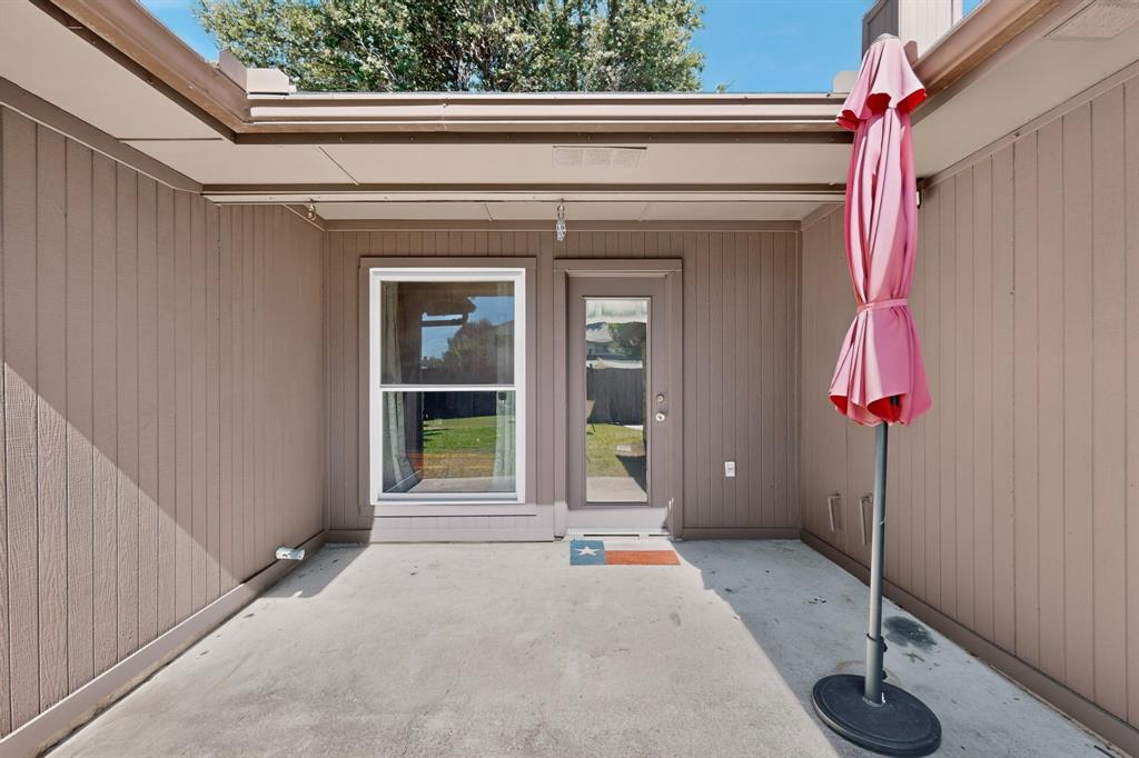 2016 Robin Hill Lane Property Photo 32