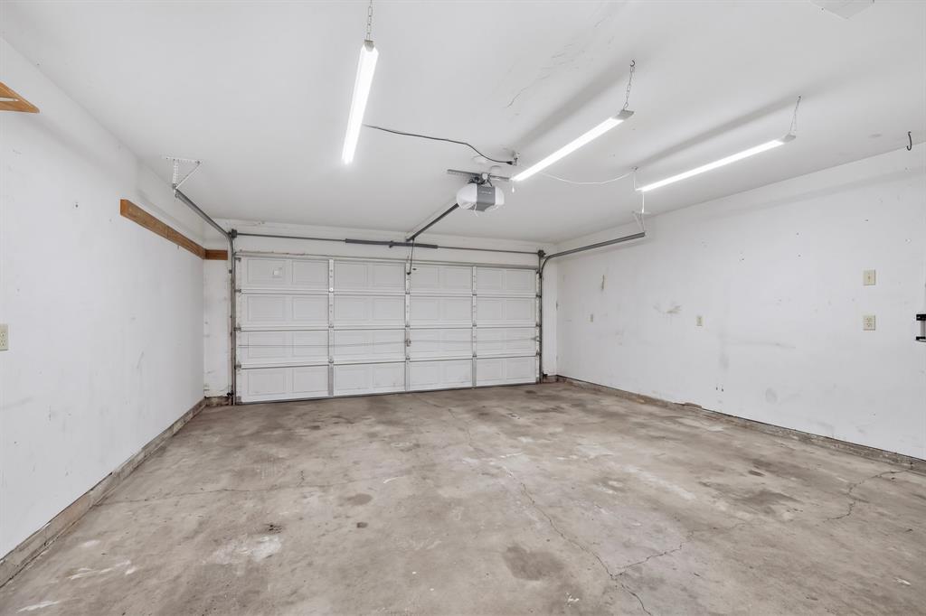 2016 Robin Hill Lane Property Photo 33