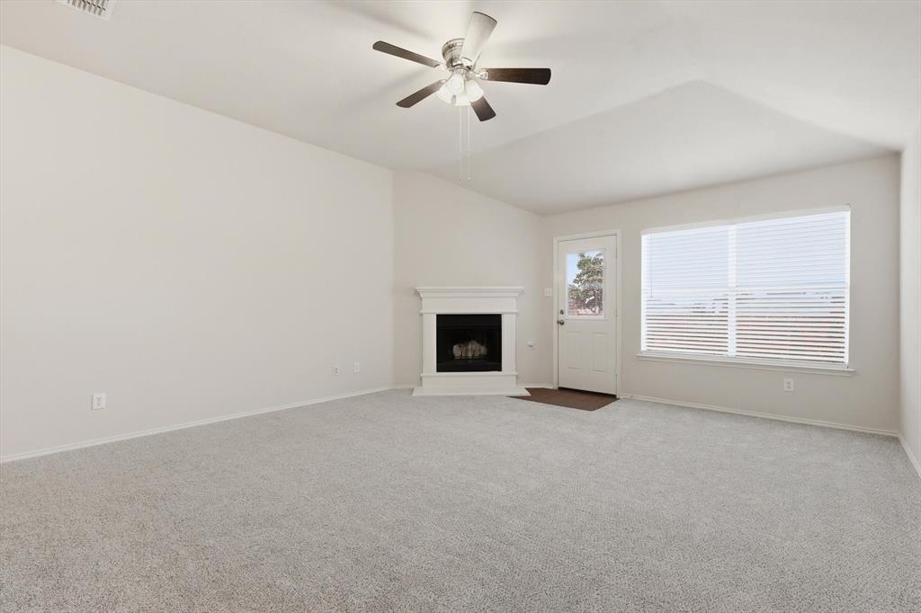 420 Dartmoor Drive Property Photo 11
