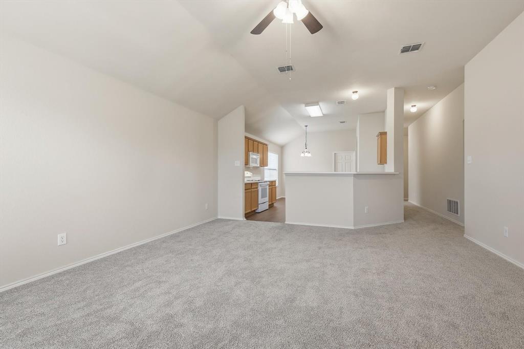 420 Dartmoor Drive Property Photo 13