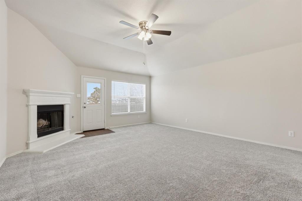 420 Dartmoor Drive Property Photo 14