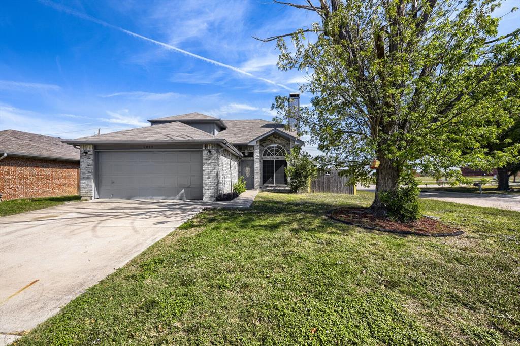 6019 Meadowdale Road Property Photo 1