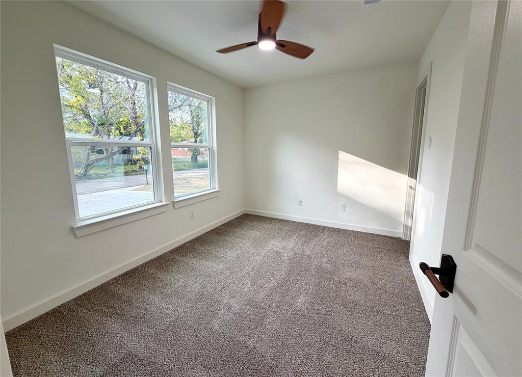 1802 Division Street A Property Photo 5