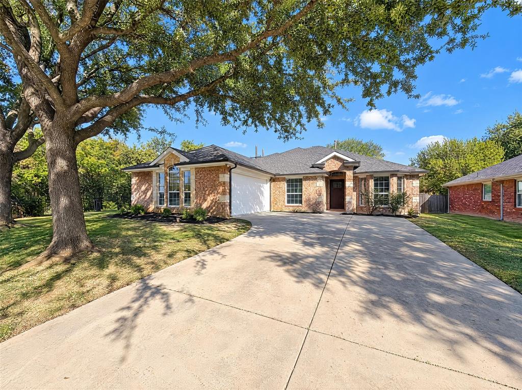 2830 Beacon Hill Drive Property Photo 1