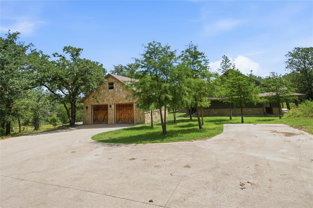 722 Three Skillet Road Fr Property Photo 6