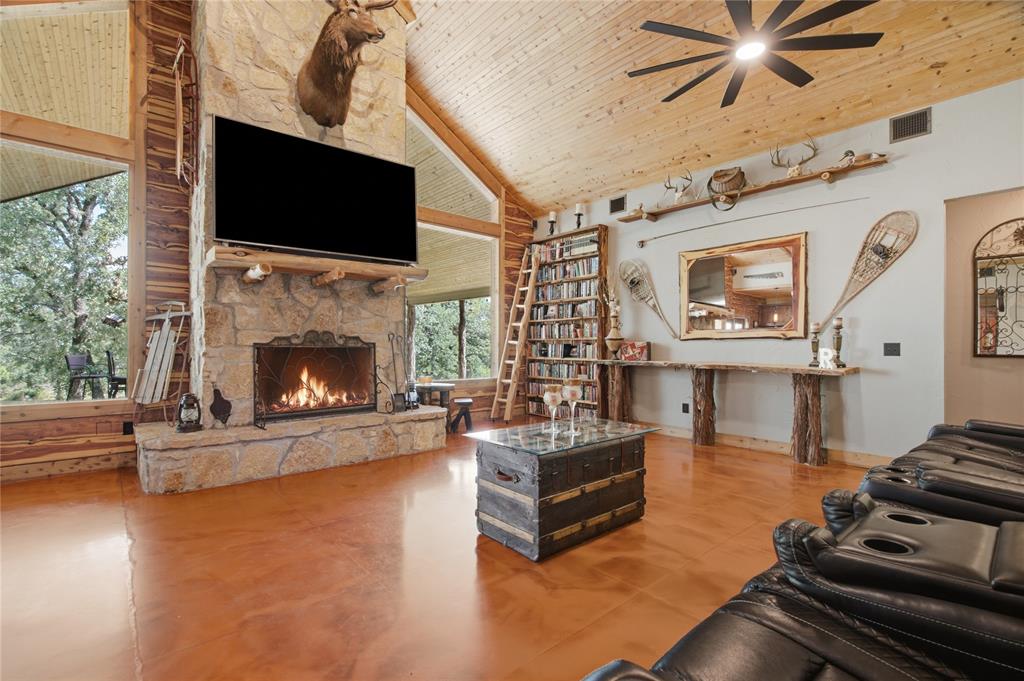 722 Three Skillet Road Fr Property Photo 15